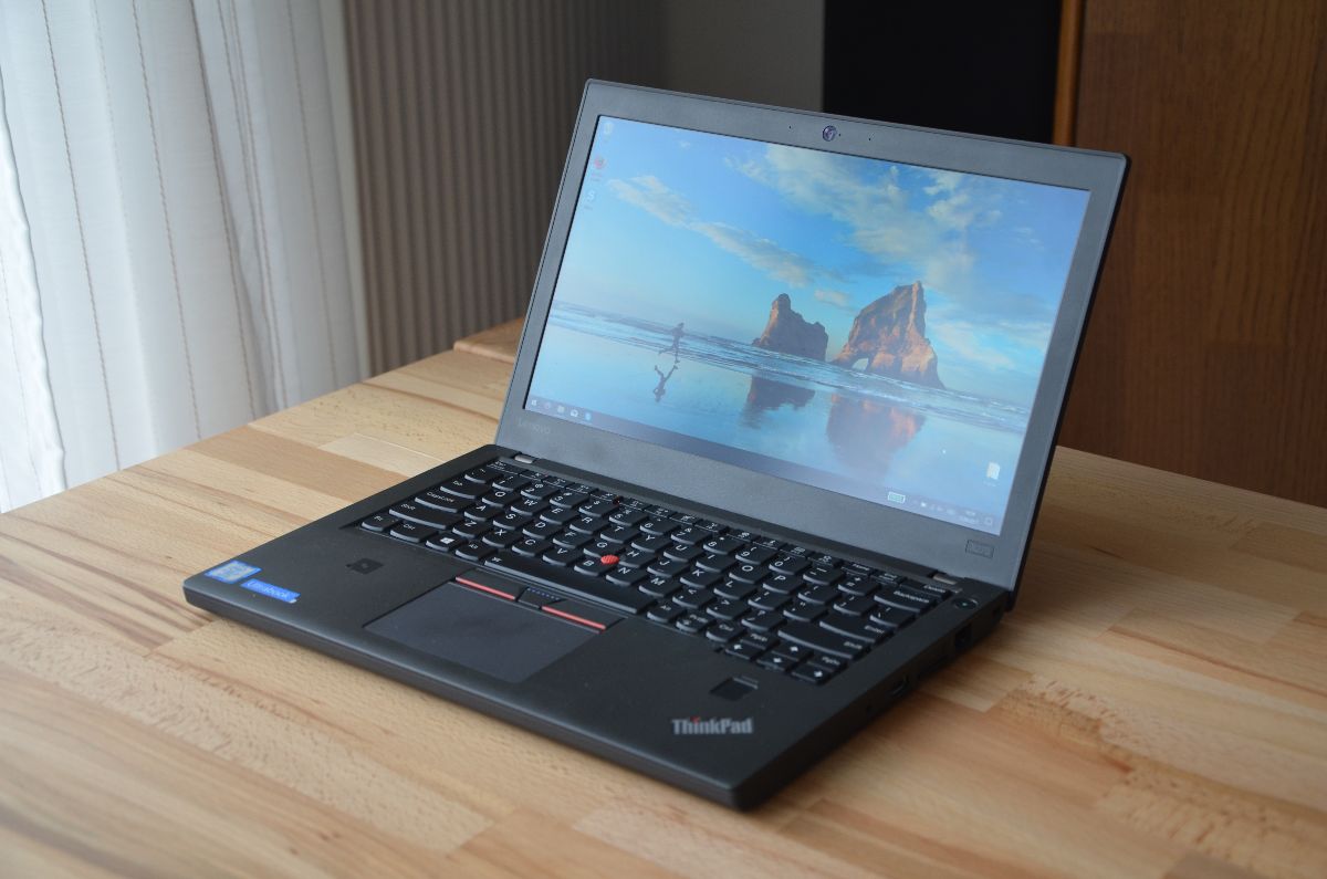 ThinkPad X270 front (2) | Lenovo Blog CZ