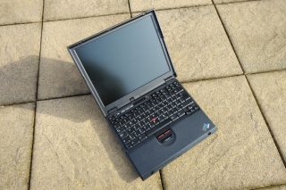 IBM ThinkPad A21e opened