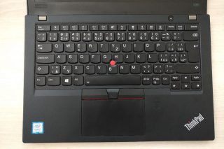 Klávesnice je velmi podobná předchozí generaci.