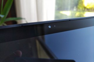 Webkamera a mikrofony.