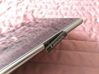 Lenovo Tab 4 8 Plus 12