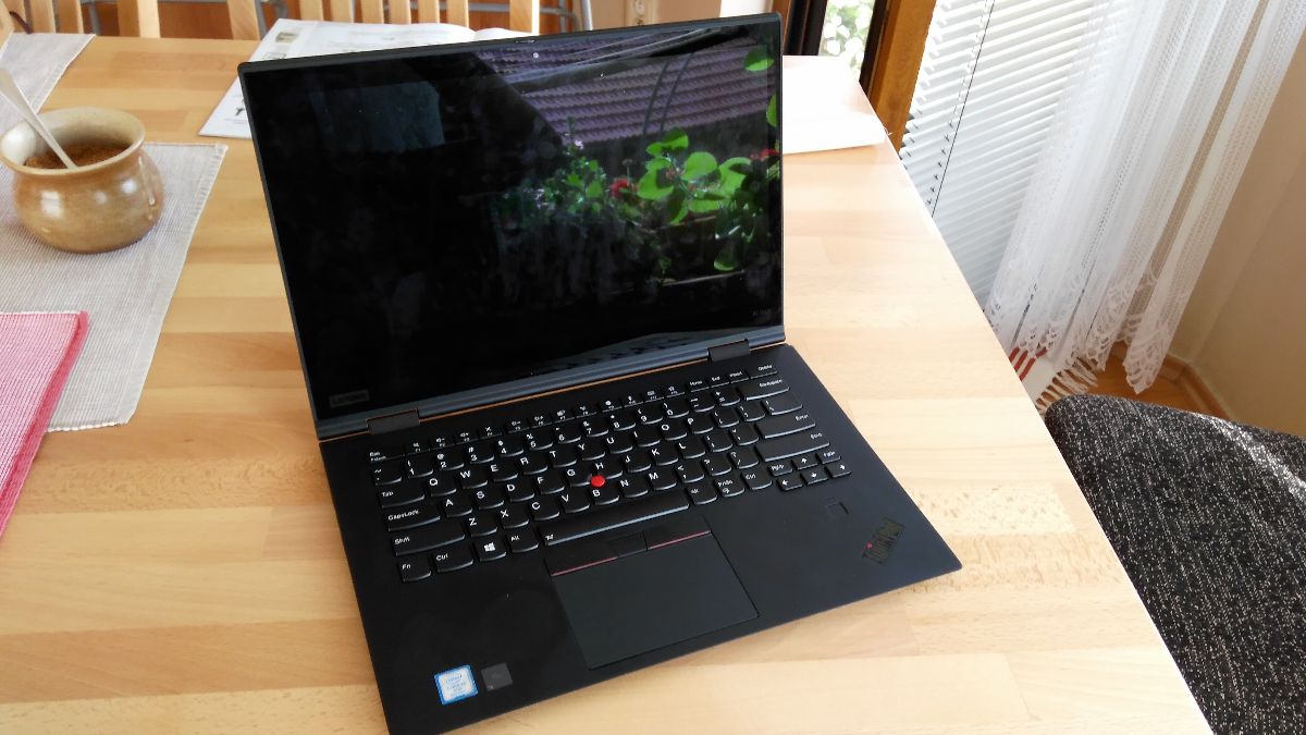 ThinkPad-Carbon-Yoga-3rd