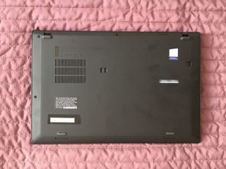 X1 Carbon 6thGen spodek