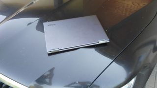 Člověk by ani neřekl že se jedná o 15ti palcový notebook