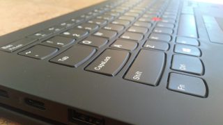 Zasunutá klávesnice