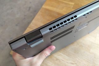 ThinkPad-L380-vydech-vetracku