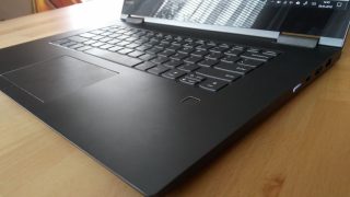 Kovové-tělo Yoga 730 15