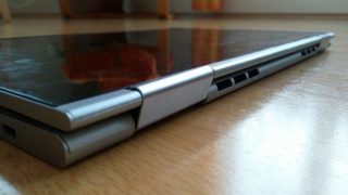 Pant otočený do maximálního úhlu