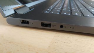 USB 3.0 audiojack a nabíjecí konektor Yoga 730 15