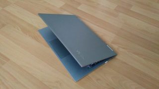 Yoga 730 13.