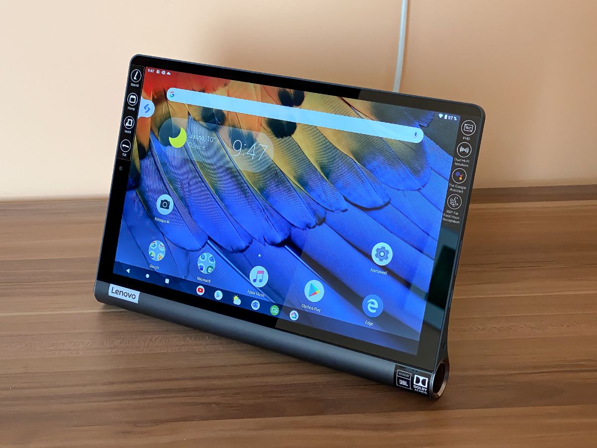 Yoga Smart Tab