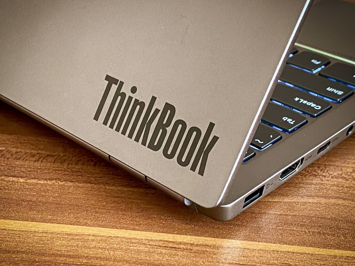 ThinkBook 13s hlavni