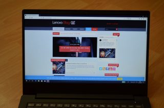 Už tak průměrná kvalita obrazu TN displeje se ještě zhorší...