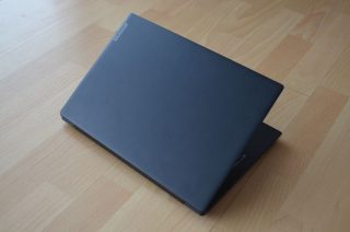 Jednoduché víko obrazovky z hliníku.