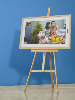 Lenovo-Smart-Frame easel