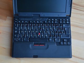 Sedmiřadá klávesnice nás bohužel již opustila.