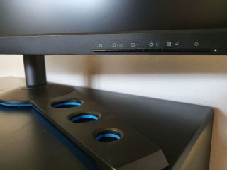 LCD Legion Y27gq-20 Tlacitka