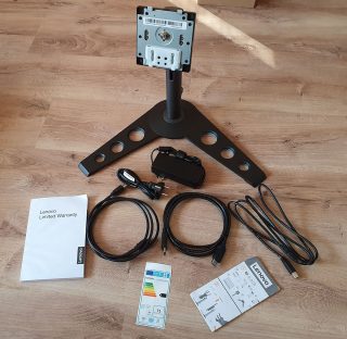 LCD Legion Y27gq-20 obsahBaleni