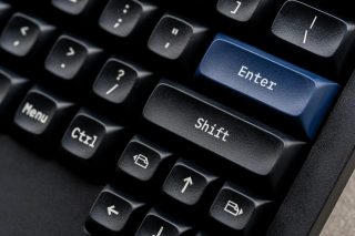 Nechybí ikonický modrý Enter či klávesy pro pohyb vpřed a vzad. Zdroj: TEX Electronics