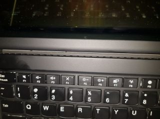 X1 Extreme - chladič mířící na displej