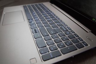 Lenovo Ideapad S540-15 4