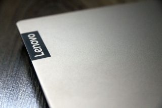 Lenovo Ideapad S540-15 6-1