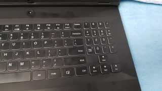 Numerická část klávesnice (Legion Y540)