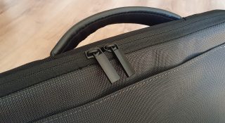 TP prof 15 6 Slim Top-Load 17