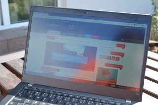 Nejvyšší jas na přímém slunci je spíš tak tak.