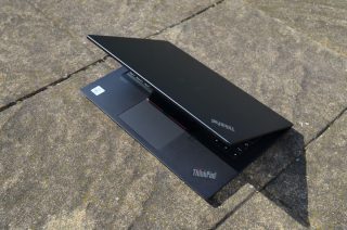 Lenovo ThinkPad X13 Gen 1.