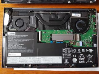 YogaSlim7 vnitřek06