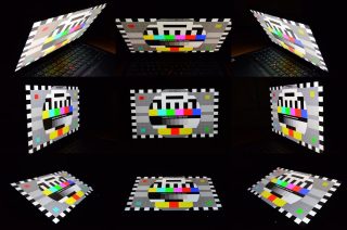 Pozorovací úhly 4K HDR displeje, jak je zachytil můj fotoaparát.