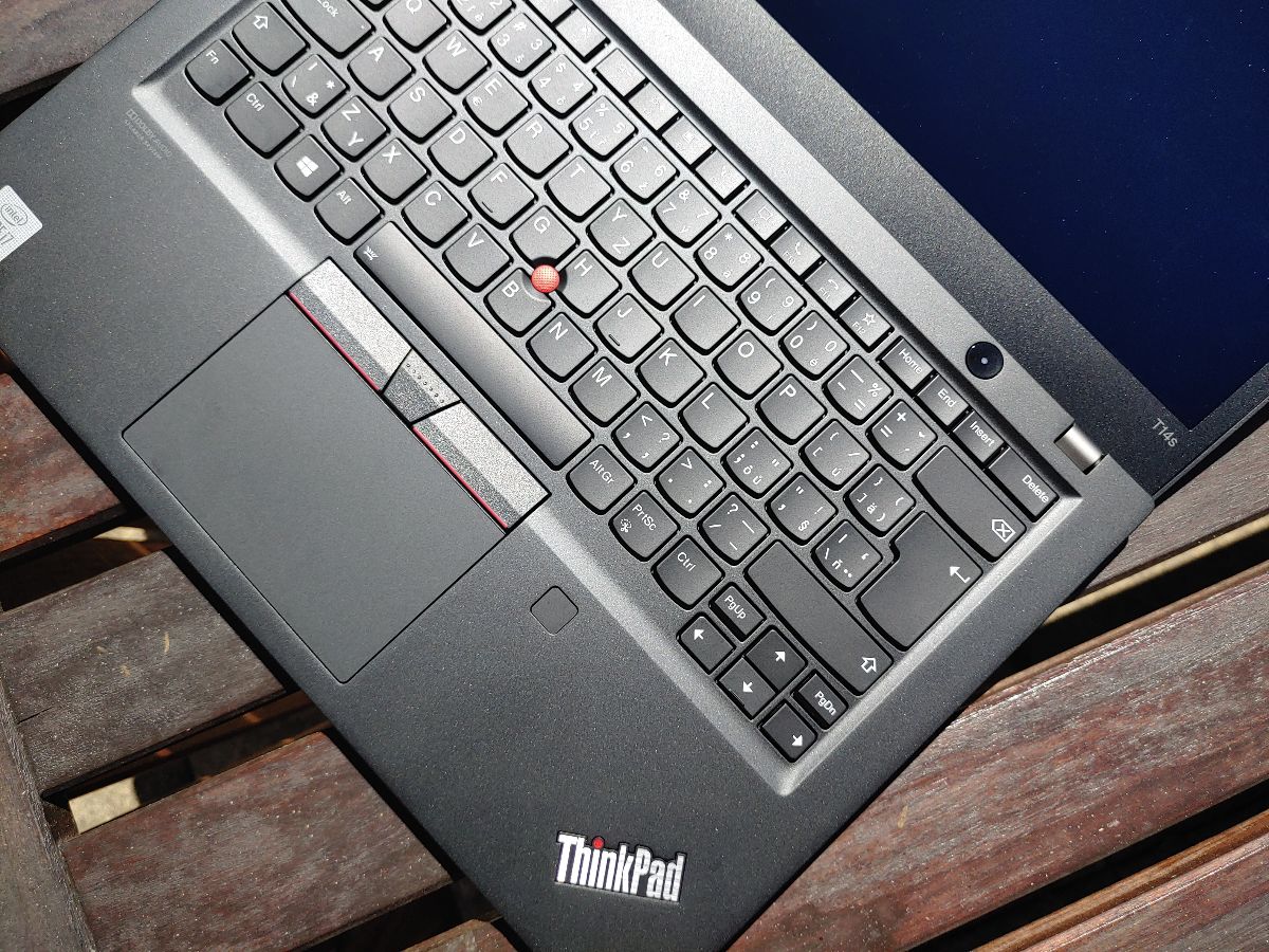 ThinkPad T14s: Úvodní obrázek recenze