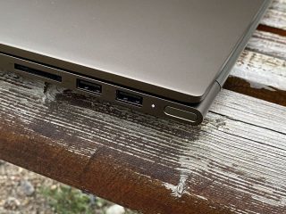 Lenovo Yoga Creator 7-15IMH05 foto 021