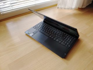 lenovo-yoga-s740-15irl-pohled4