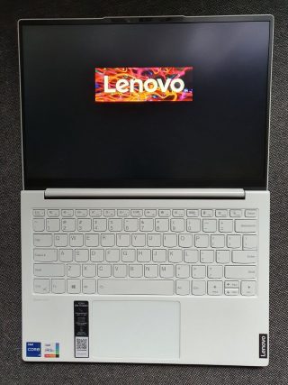 Yoga7iCarbon 2