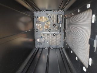 boční kryt zevnitř