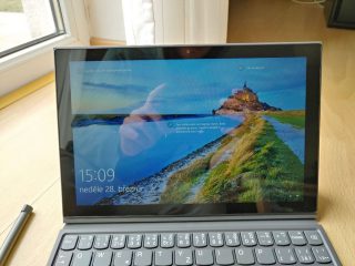 Lenovo-IdeaPad-Duet-3i-19