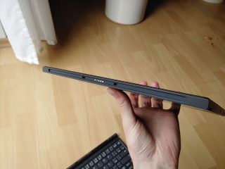 Lenovo-IdeaPad-Duet-3i-23