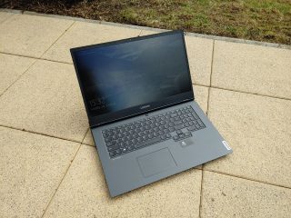 Lenovo-Legion-5-17ARH05H-1
