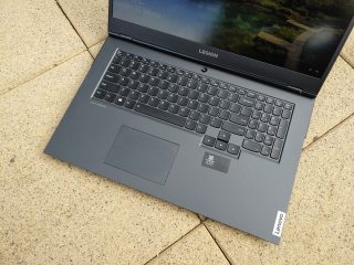 Lenovo-Legion-5-17ARH05H-2