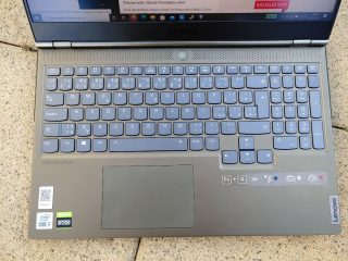 Lenovo Legion Creator 7 – pracovní plocha