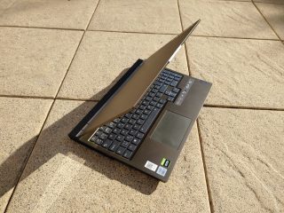 Pohled na Lenovo Legion Creator 7