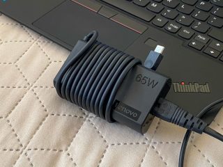 ThinkPad X1 Nano foto 27 adapter