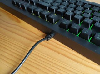 klavesnice-lenovo-legion-k300-rgb-14