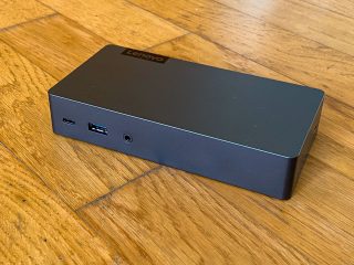 Lenovo Thunderbolt 3 Essential Dock foto 03