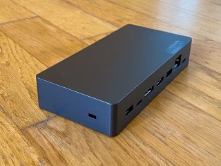 Lenovo Thunderbolt 3 Essential Dock foto 05