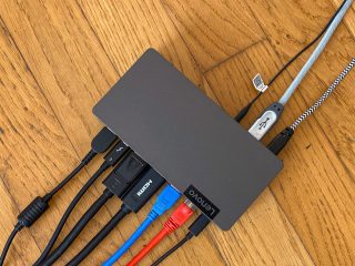 Lenovo Thunderbolt 3 Essential Dock foto 09