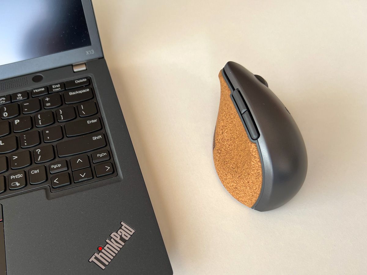 Lenovo Go Wireless Vertical Mouse foto 05