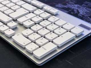 Lenovo Yoga AIO 7 27ACH6 foto 05